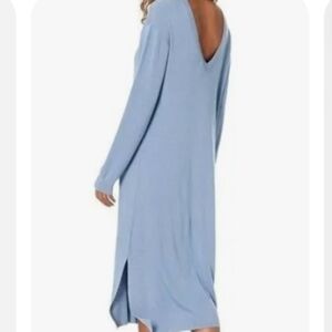 The Drop Light Blue Long Sleeve V-Back Maxi Dress